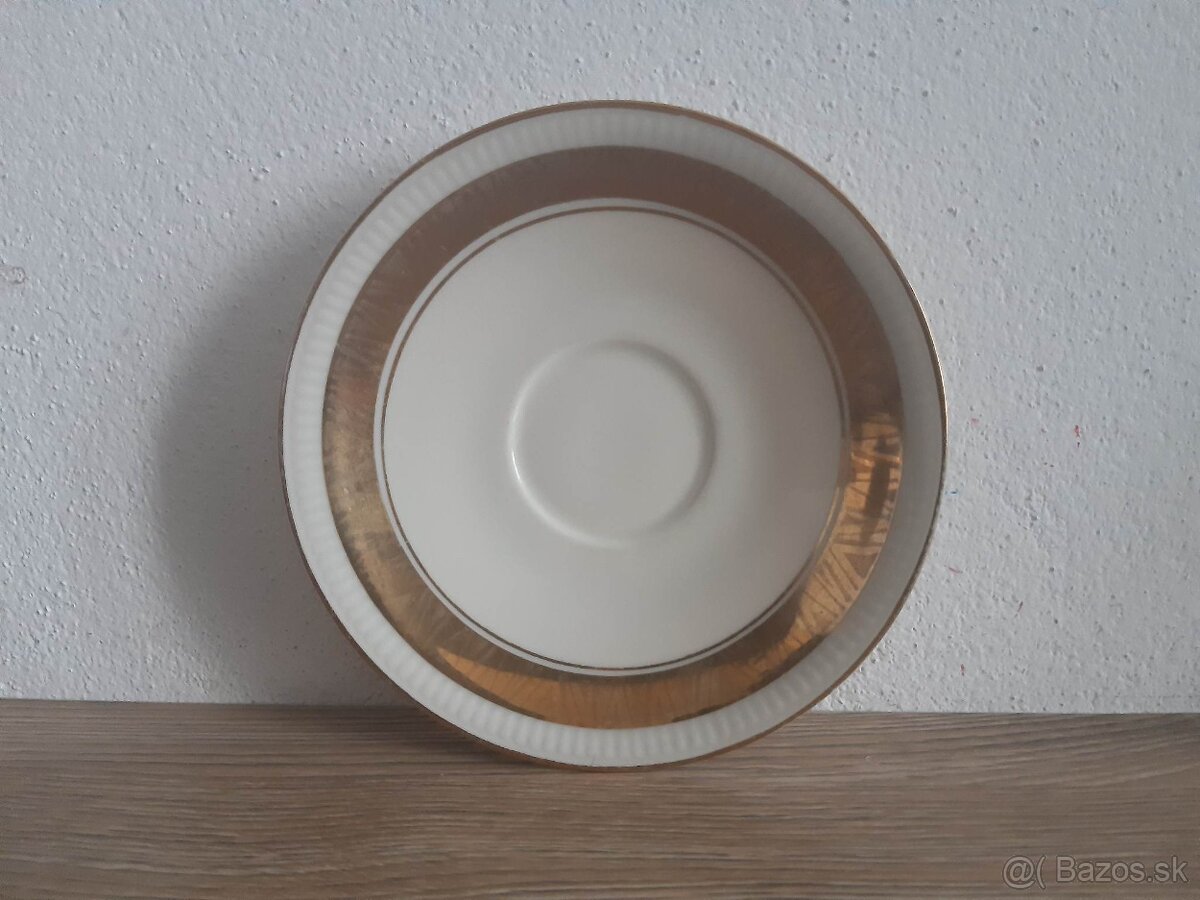 porcelánové tanieriky Made in Czechoslovakia podšálky - 3