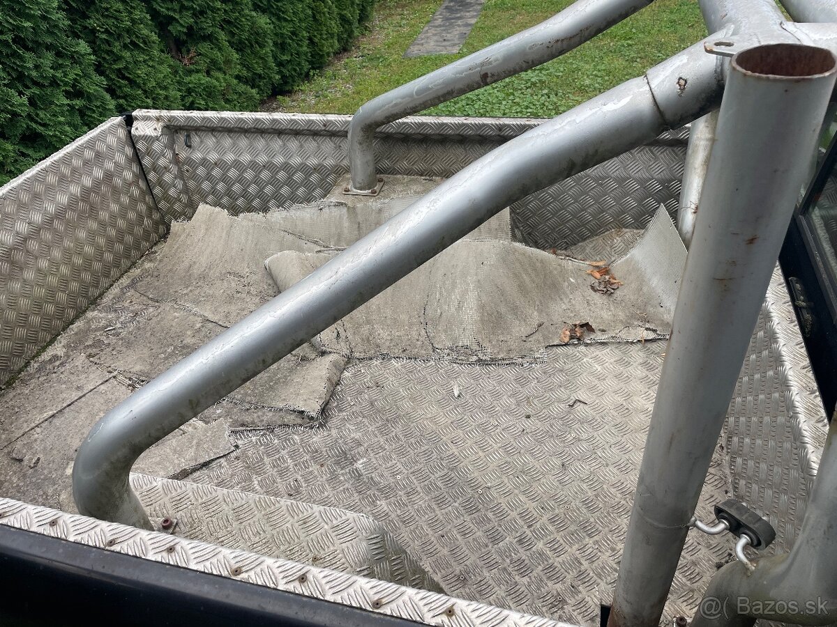 Chevrolrt Blazer 4.3 benzín 142 kw - 3