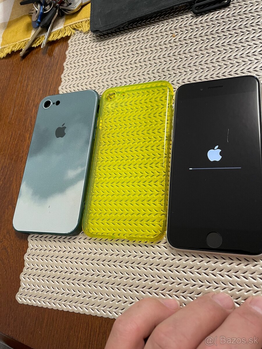 iPhone SE 2022 - 3