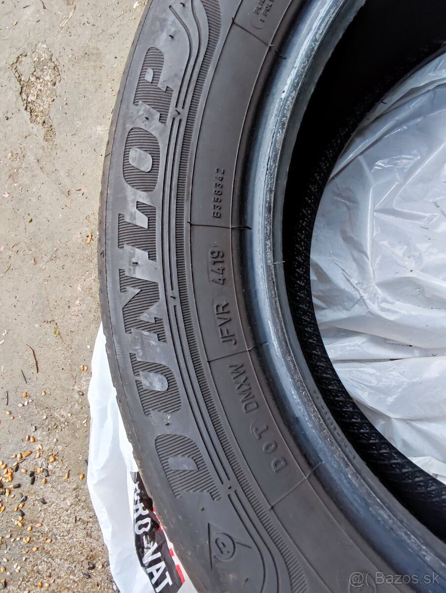 Dunlop 205/60 r16 - 3