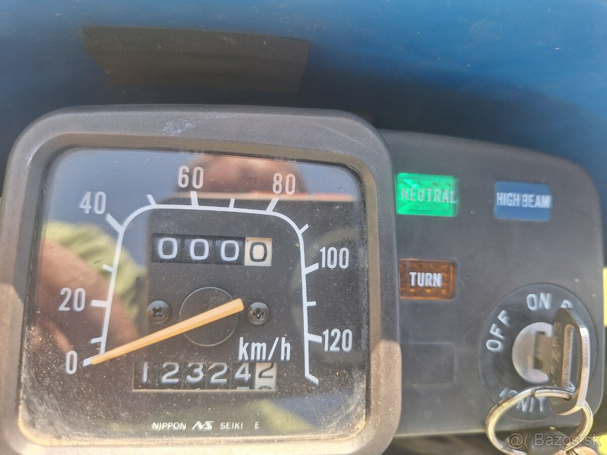 Suzuki dr 125