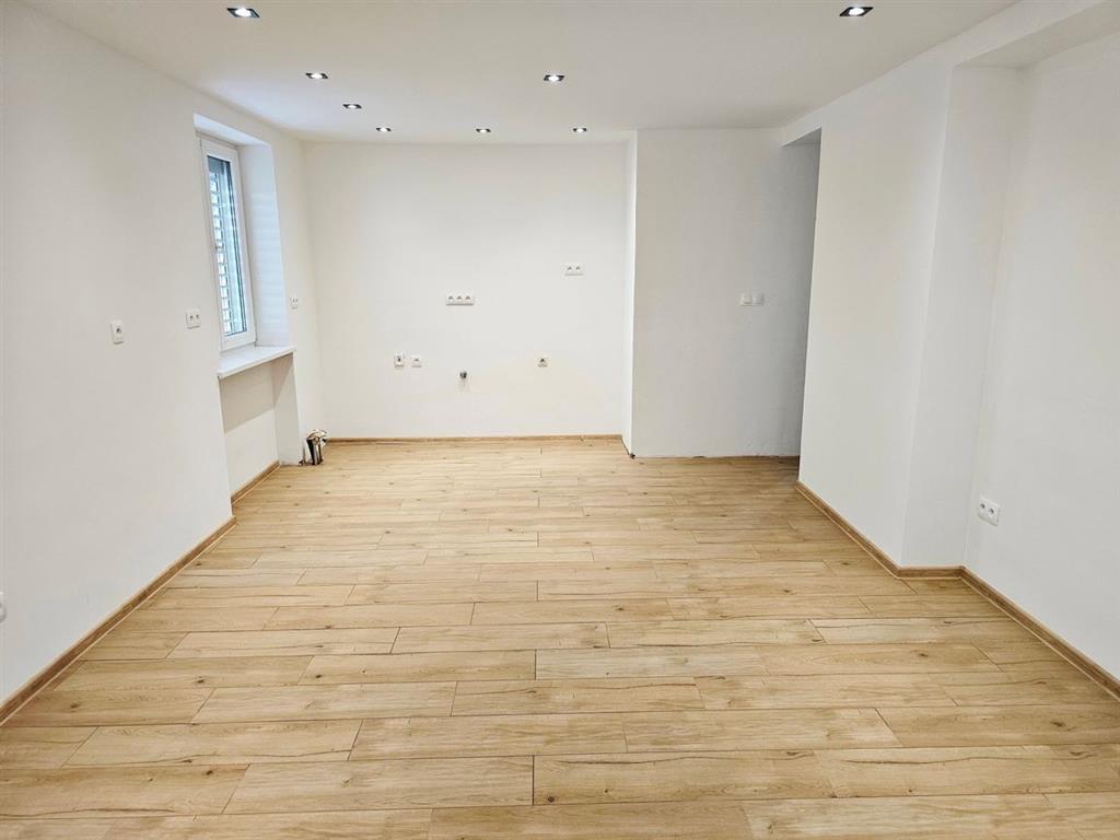 REZERVOVANÉ Predaj rodinného domu – Senica, časť Dolné... - 3