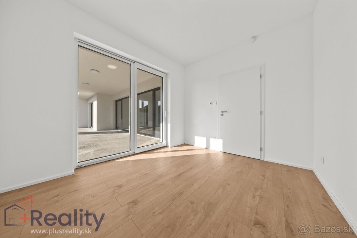 Moderný štvorizbový samostatne stojaci rodinný dom na predaj - 3