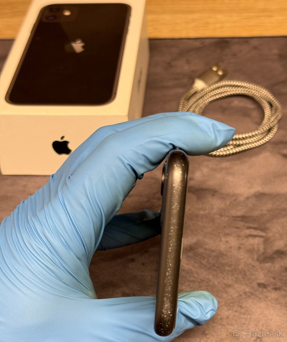 Apple iPhone 11 128 GB Black / nová batéria - 3