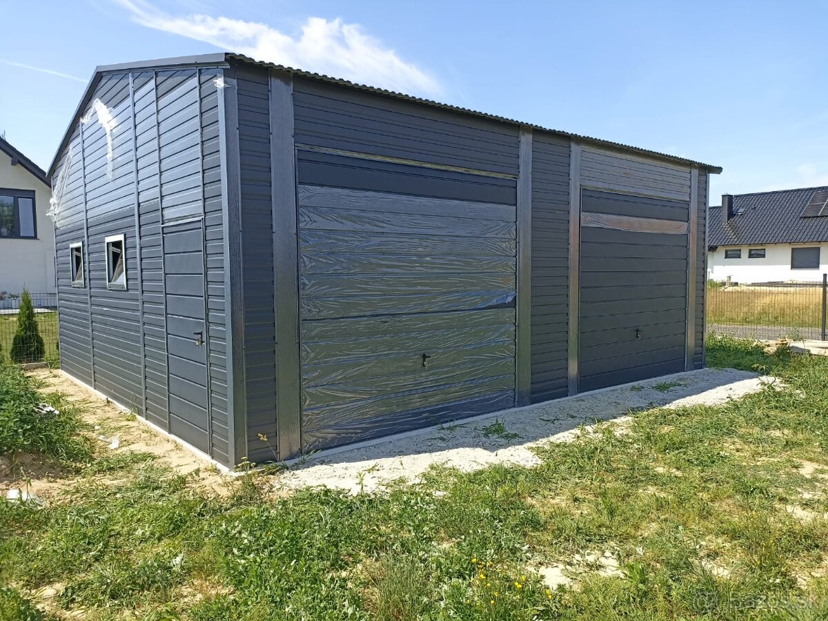 Plechová garáž 7x6m. - 3