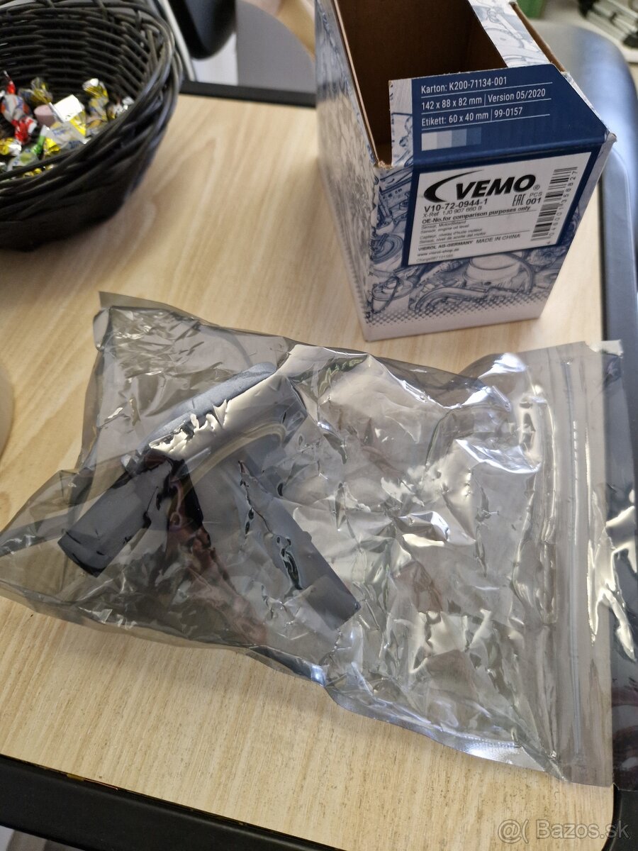 Snímač stavu motoroveho oleja VEMO - 3