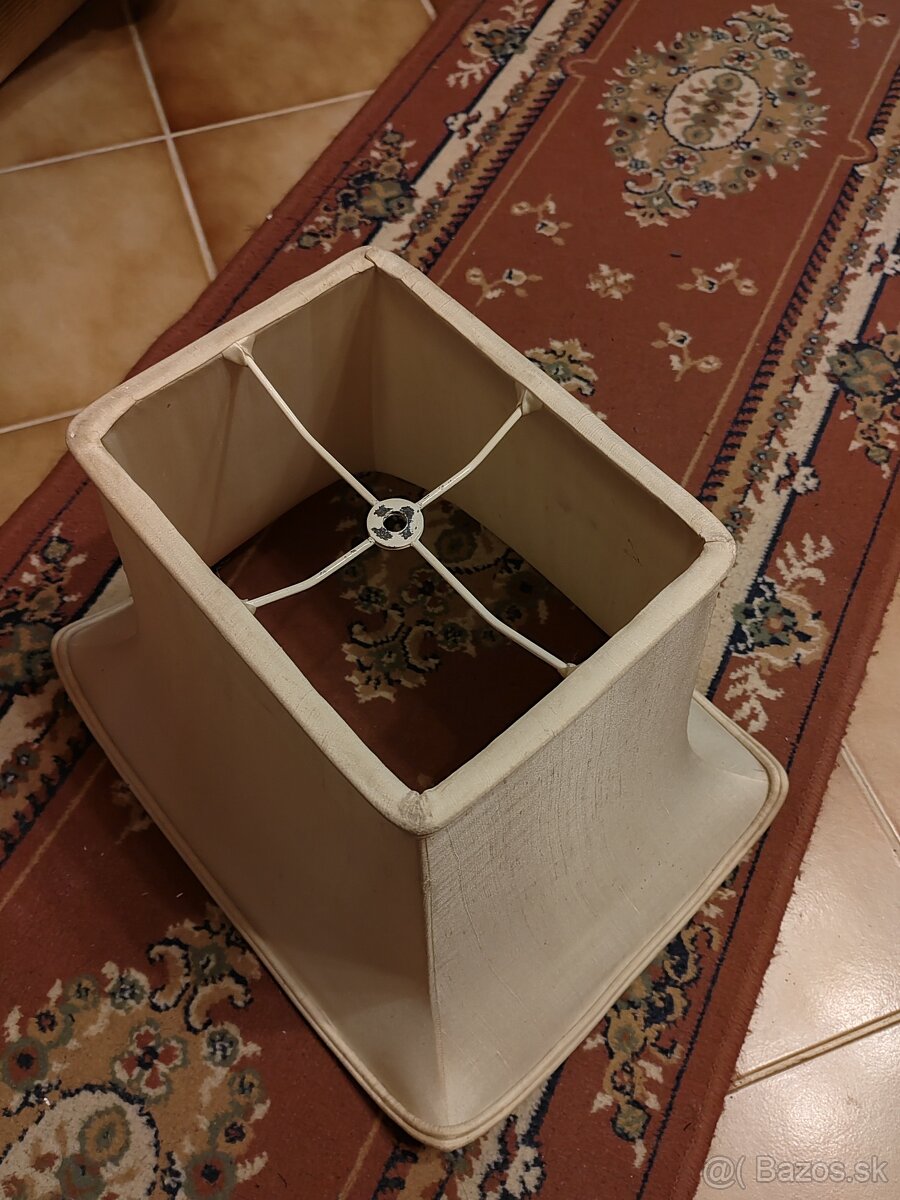 Tienidlo na lampu - 3