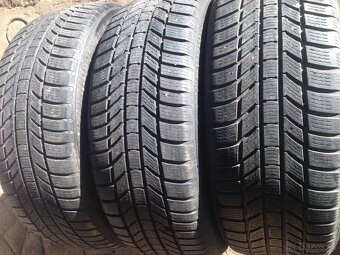 Predám zimné 215/55r17 5/6mm - 3