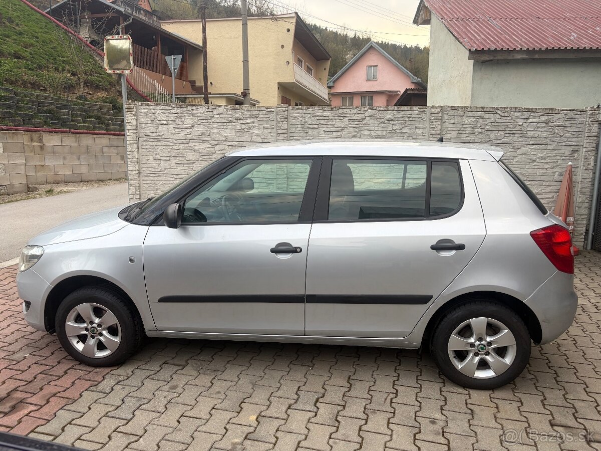 Skoda fabia2 1.2 2013 - 3