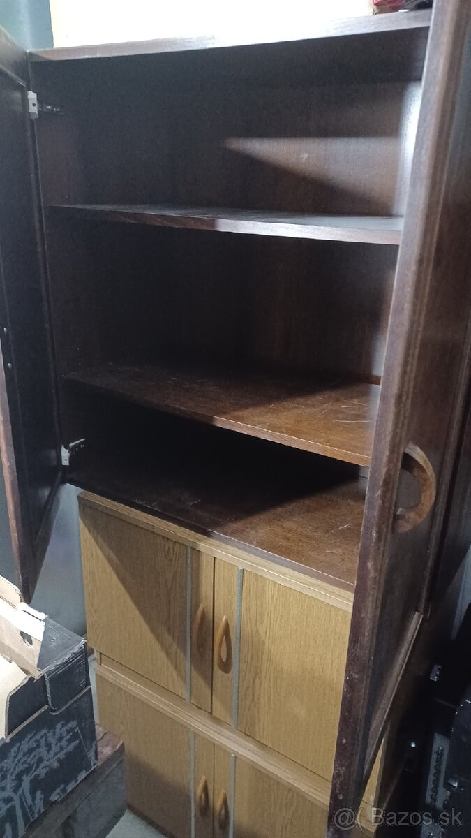 Darujem 3 skrinky - 3