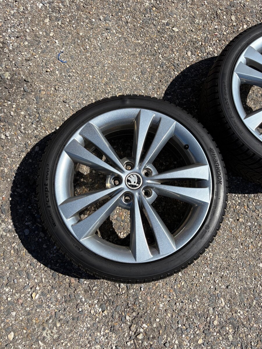 Neptune alu R18 225/40r18 - 3