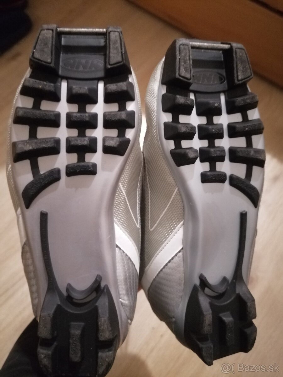 Topanky na bezky vel. 35 - 3