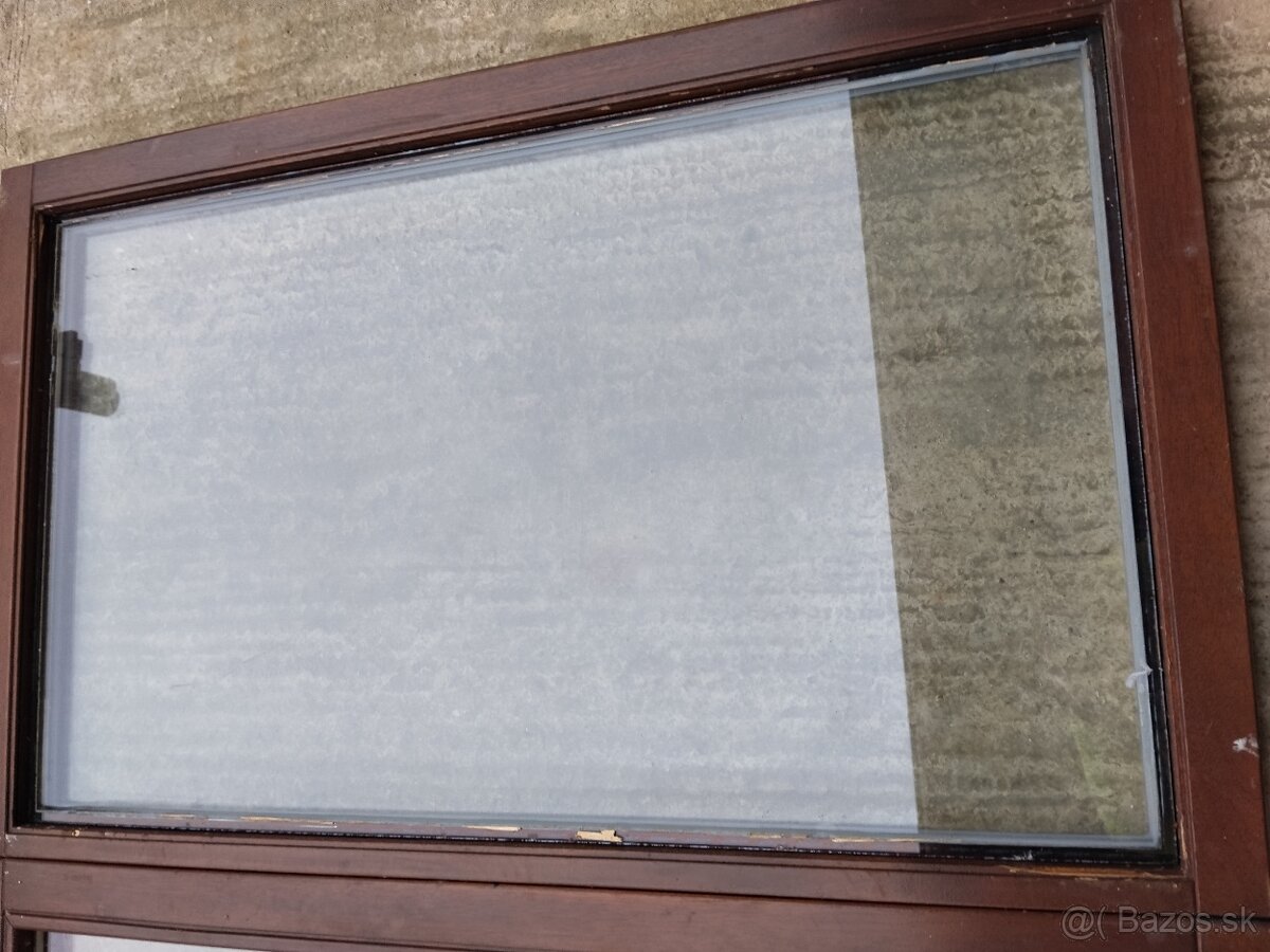 Drevené okno 2 sklo - 3