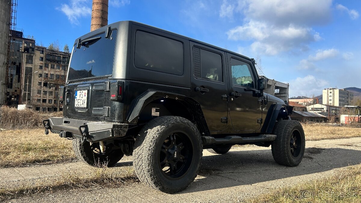 TOP Wrangler JK Unlimited • USA • 3.6 V6 • STK + EK • úpravy - 3