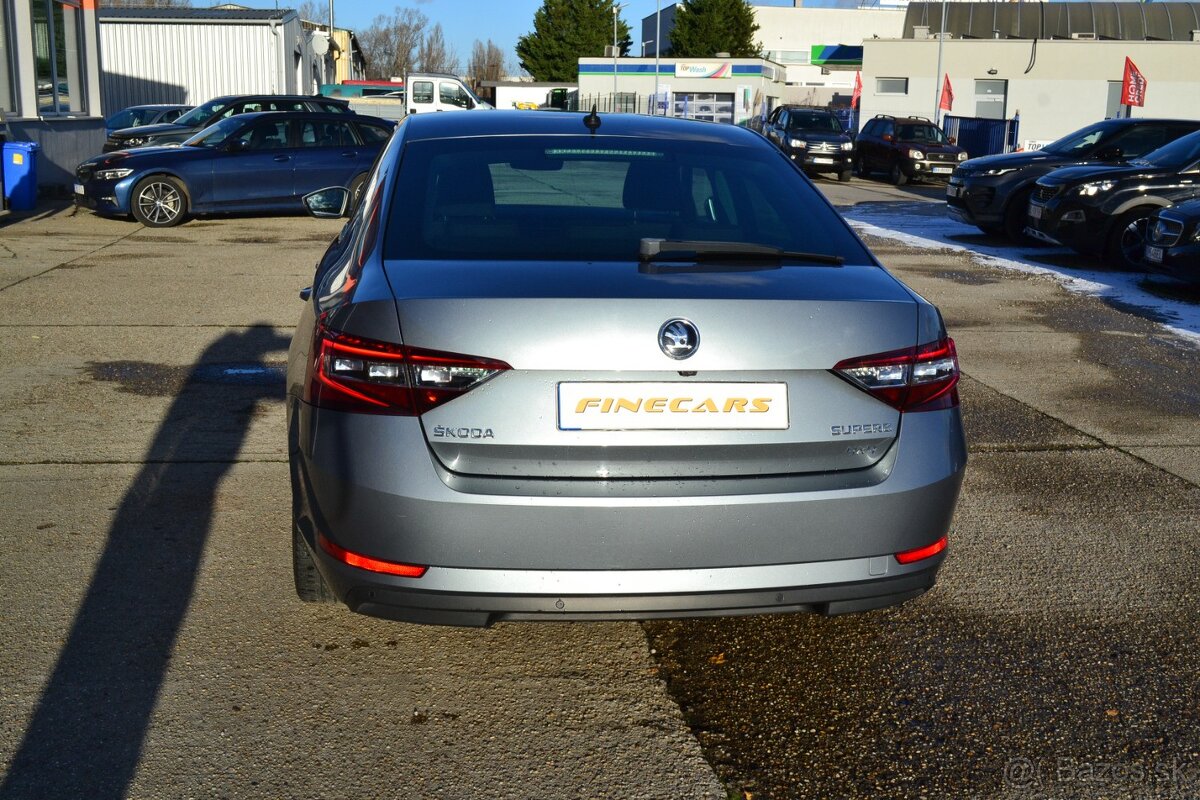Škoda Superb 2.0 TDi Style 4x4 DSG - 3