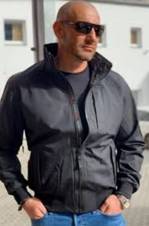 Kvalitná vetrovka TS - 3