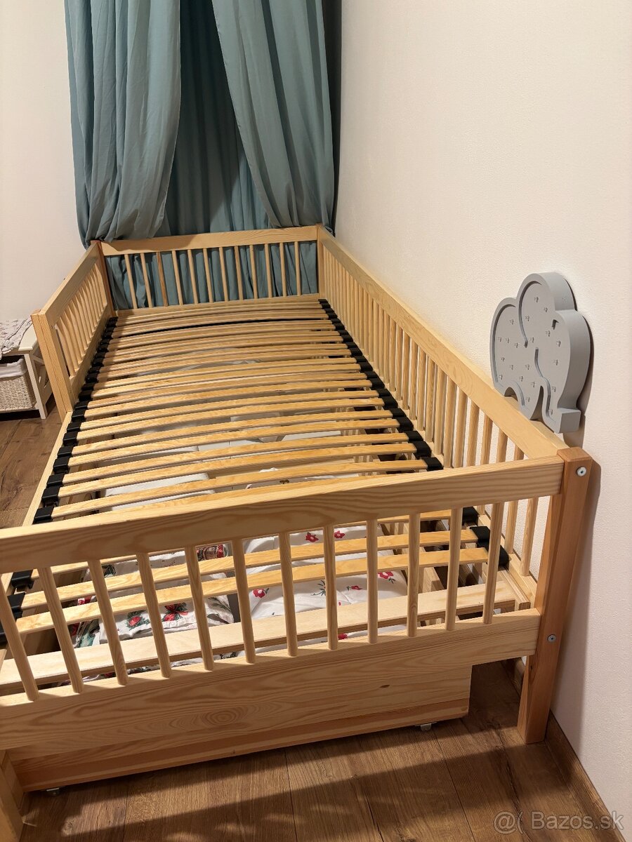 Posteľ z masívu - 3