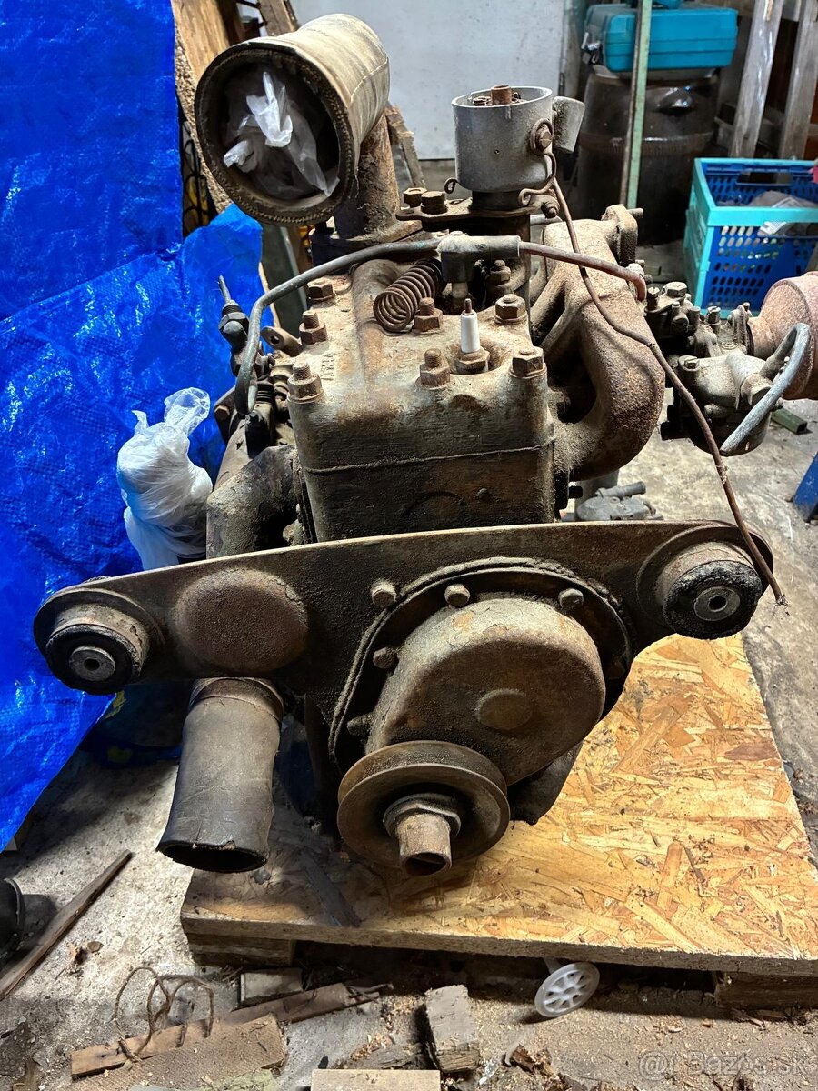 Motor ŠKODA POPULAR - 3