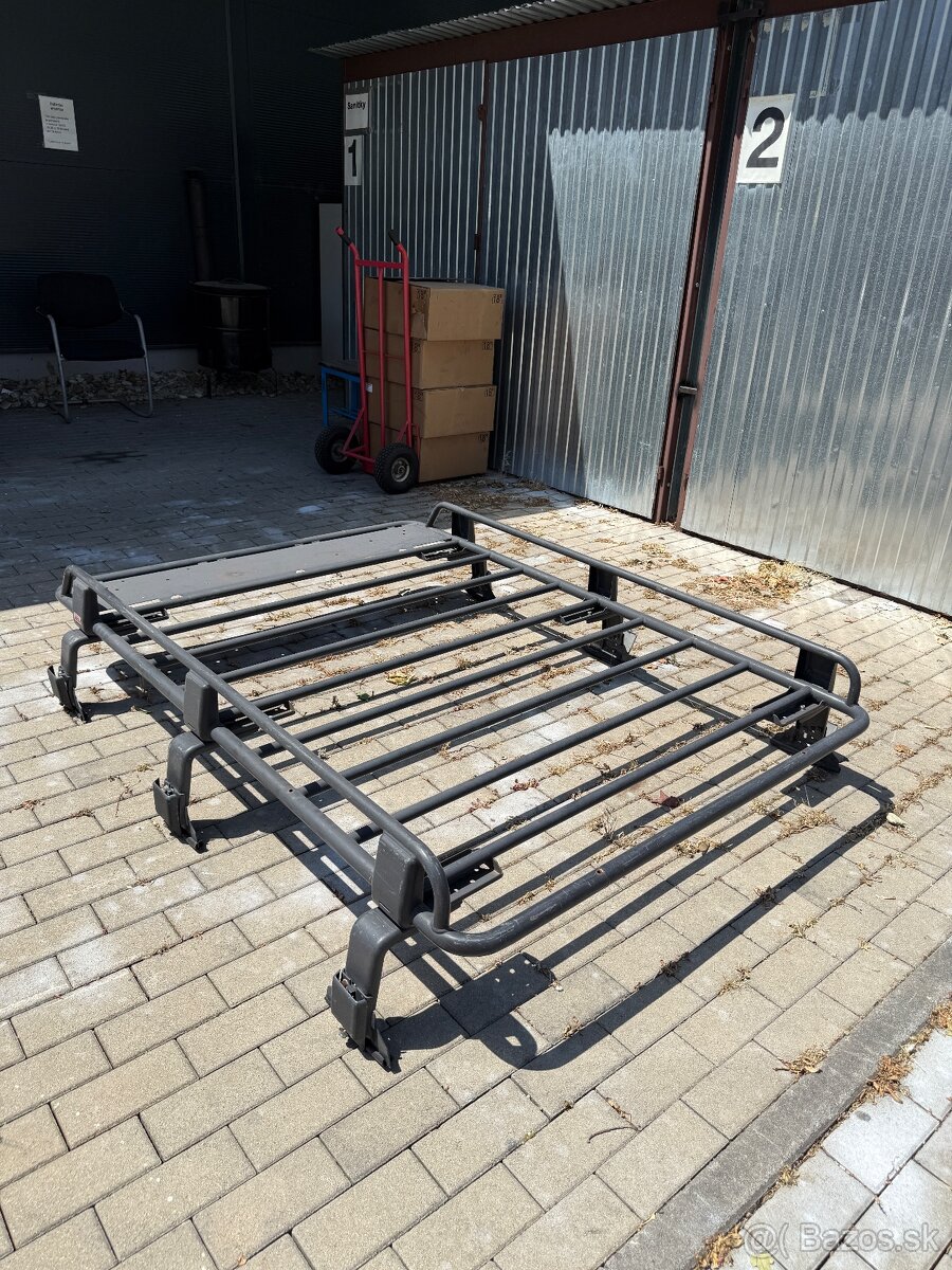 Stresna offroad zahradka ARB
