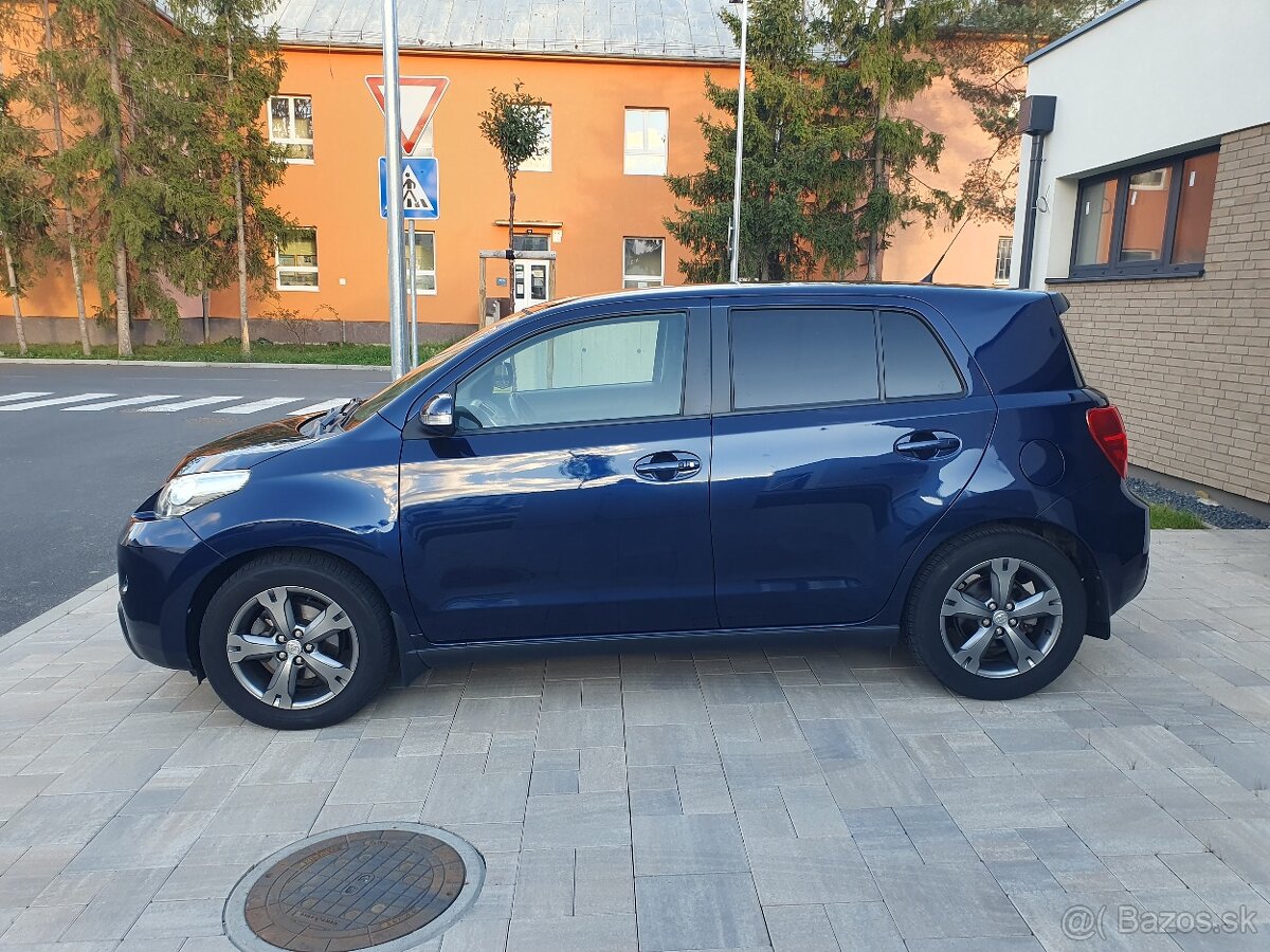 Toyota Urban Cruiser 1.33 VVT-i Sol - 3