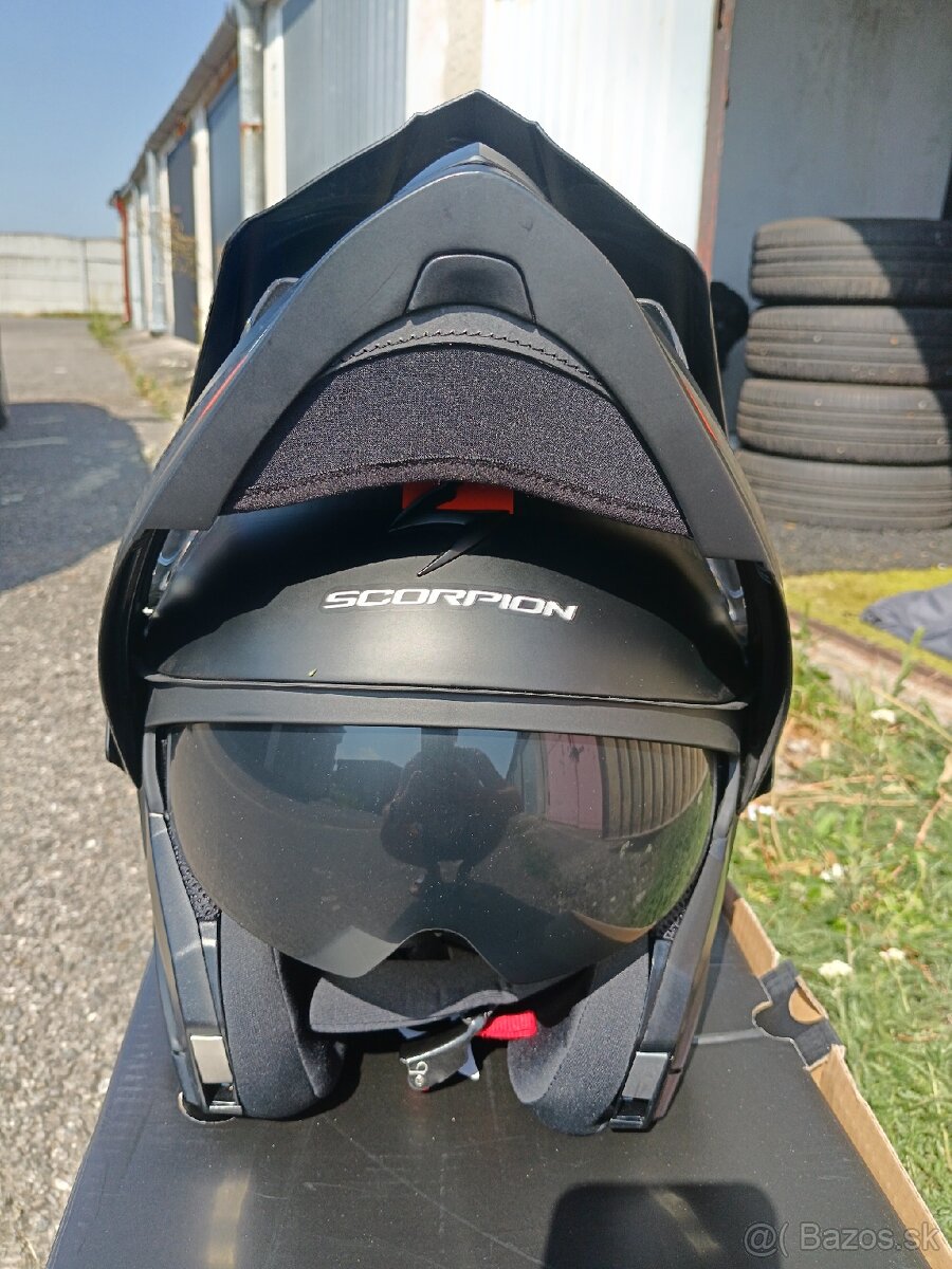 Nová vyklopná prilba Scorpion ADX-2 - 3