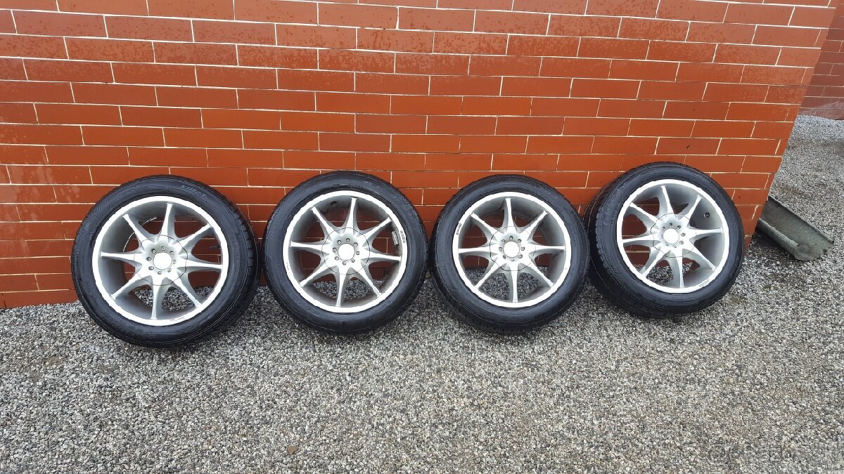 Predam MOMO elektrony 15 4x108 - 3