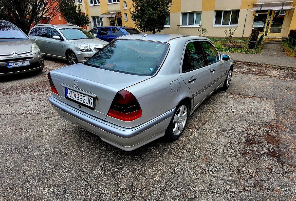 Predam Mercedes-Benz W202 C 220 CDI Elegance - 3