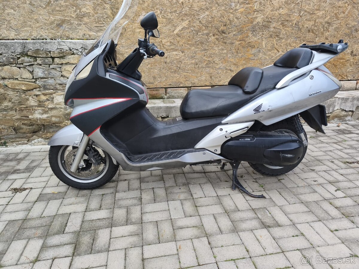 Honda Silver wing 600 - 3