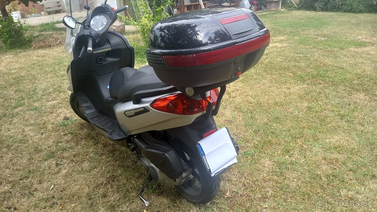 Piaggio X7 250 - 3