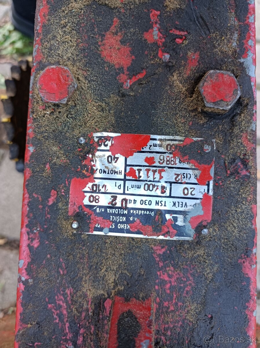 Elektromotor s prevodovkou - 3