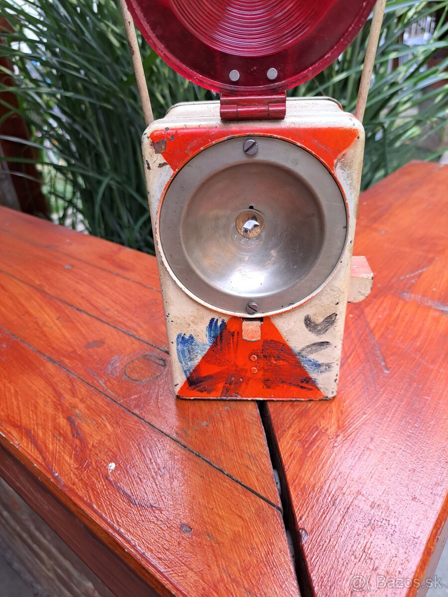 ŽELEZNIČIARSKA Lampa. - 3