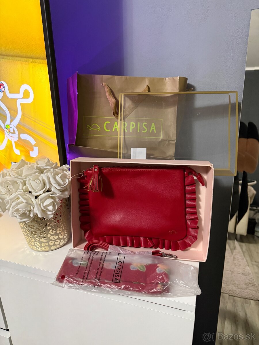 Kabelka červená - 3