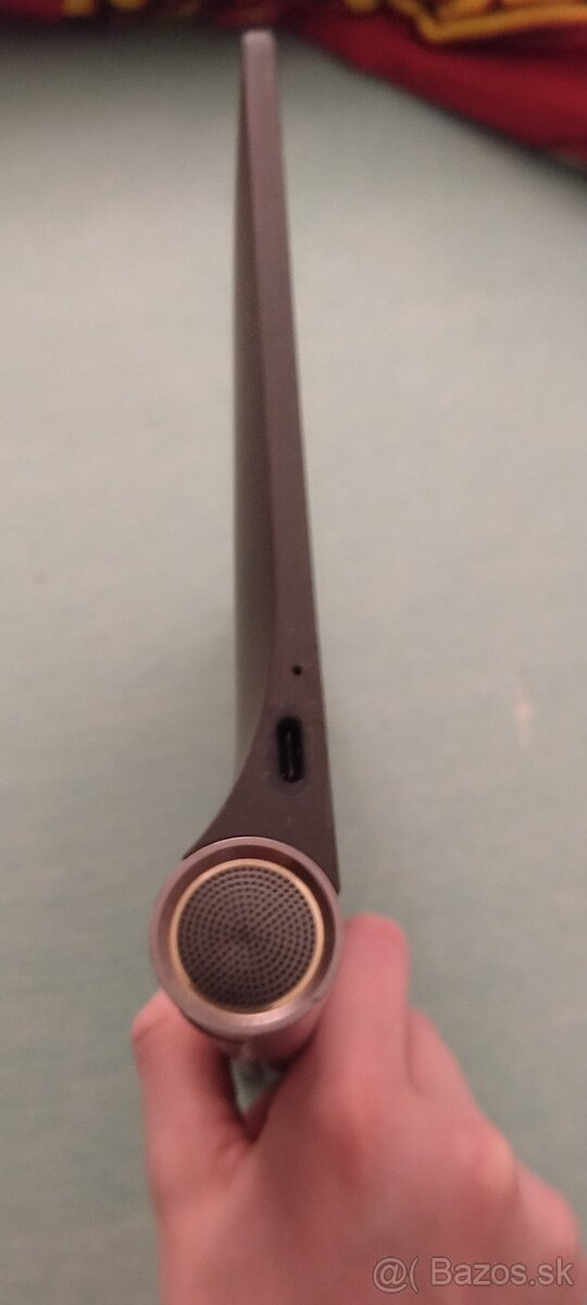 Lenovo yoga smart tab 10 - 3