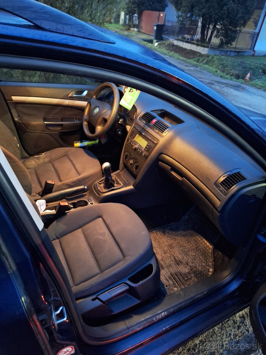 Škoda octavia 2 4x4 1.9tdi 77kw - 3