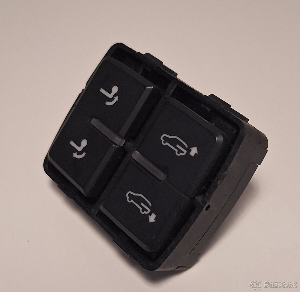 Spínač 760959511 tažné VW - 3