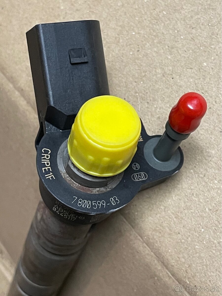 Predám vstrekovače BMW N47 123D 150kW - 3