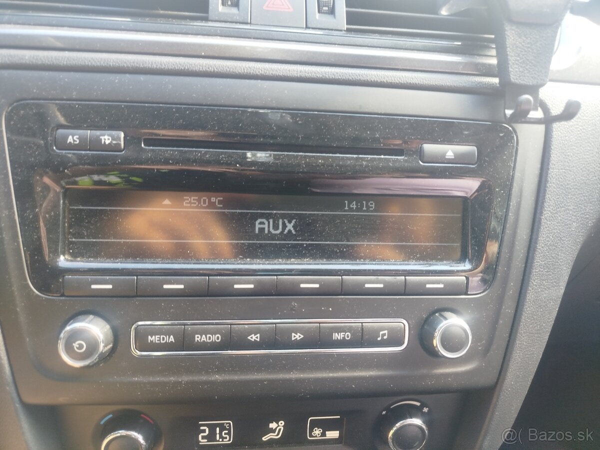 Autoradio skoda rapid orig. - 3