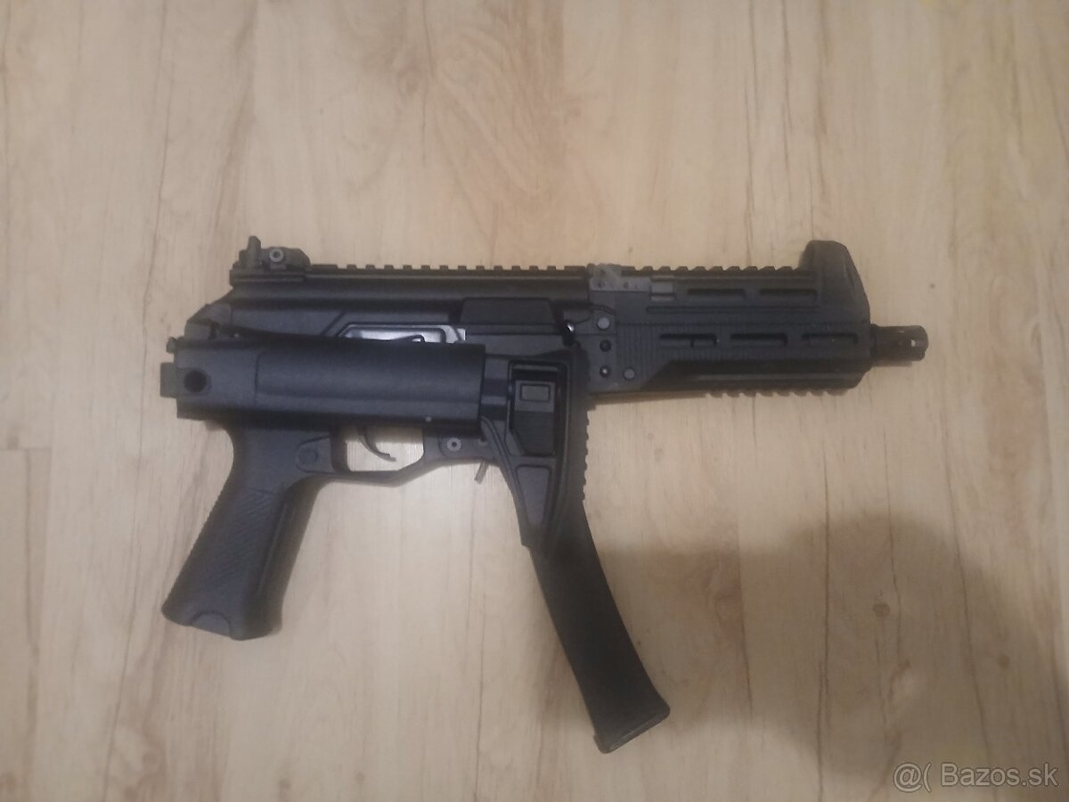 Predam airsoft repliku AEG PP20 - 3