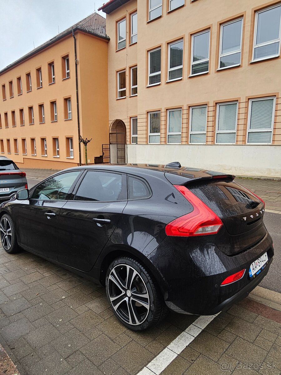 Volvo V40 - 3