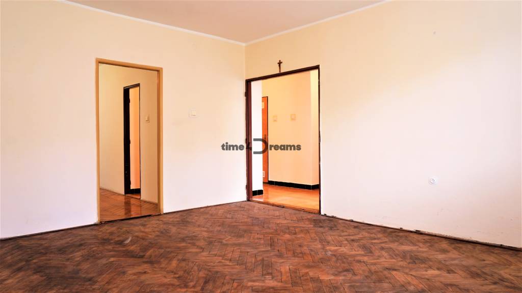 NA PREDAJ - 4 izbový byt s podielom 120m2 pozemku - 3