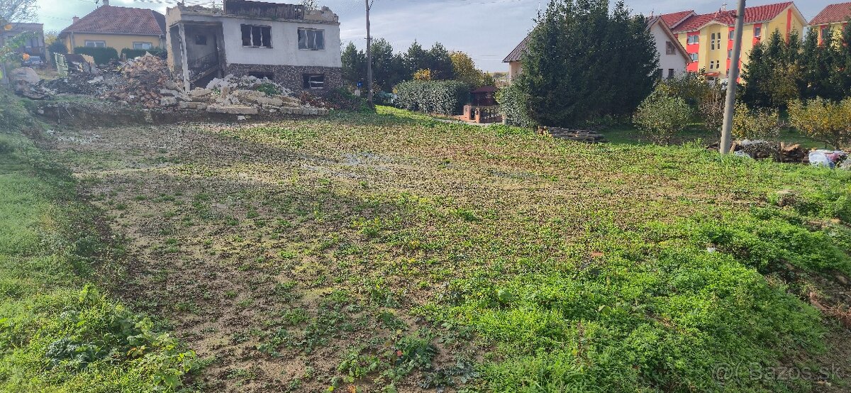 Stavebný pozemok Krnča - 3