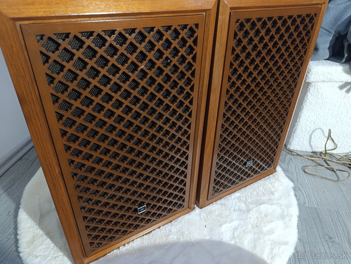 Sharp vintage reprobedne - 3