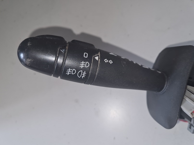 Prepínacie páčky Renault Scenic 7700428202 - 3