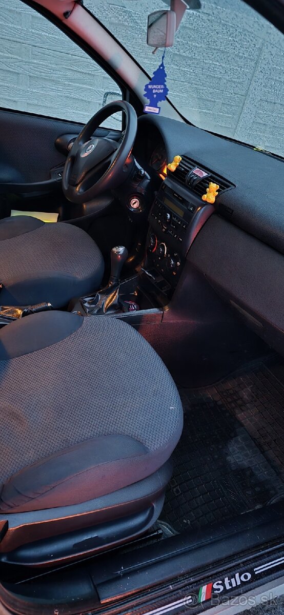 predam fiat stilo kombi .19.jtd.85.kw - 3