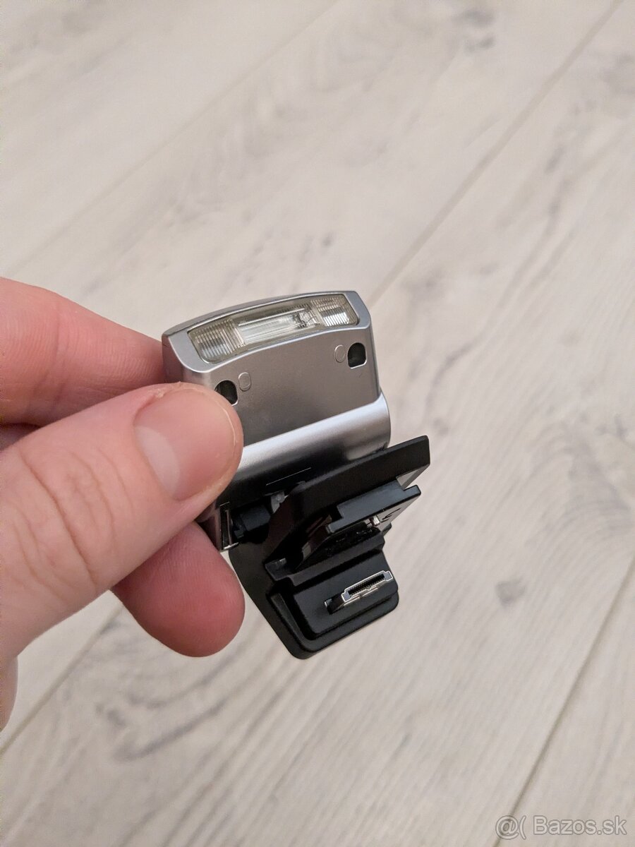 Olympus FL-LM2 blesk silver / strieborný - 3