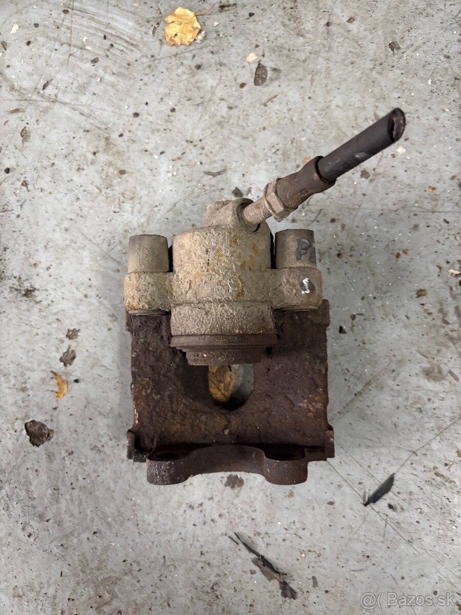 Predám zadné strmene na BMW e46 - 3