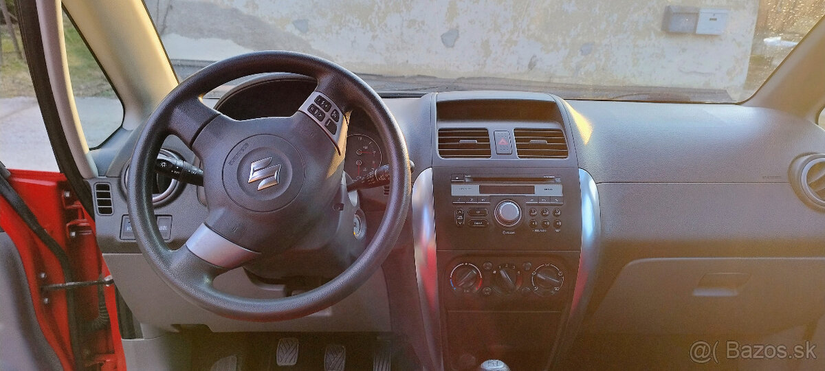 Predám Suzuki SX4 - 3