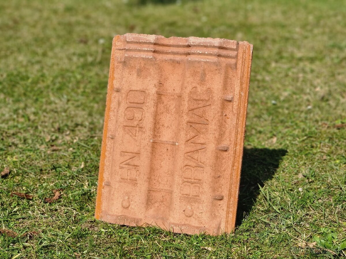 PREDÁM - Škridla BRAMAC EN 490 - 3