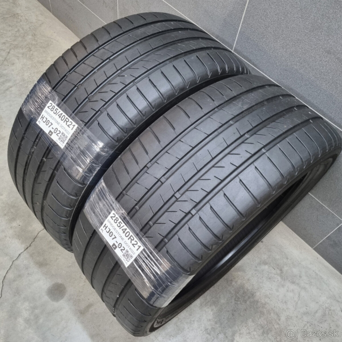 Letné pneumatiky 285/40 R21 BRIDGESTONE - 3