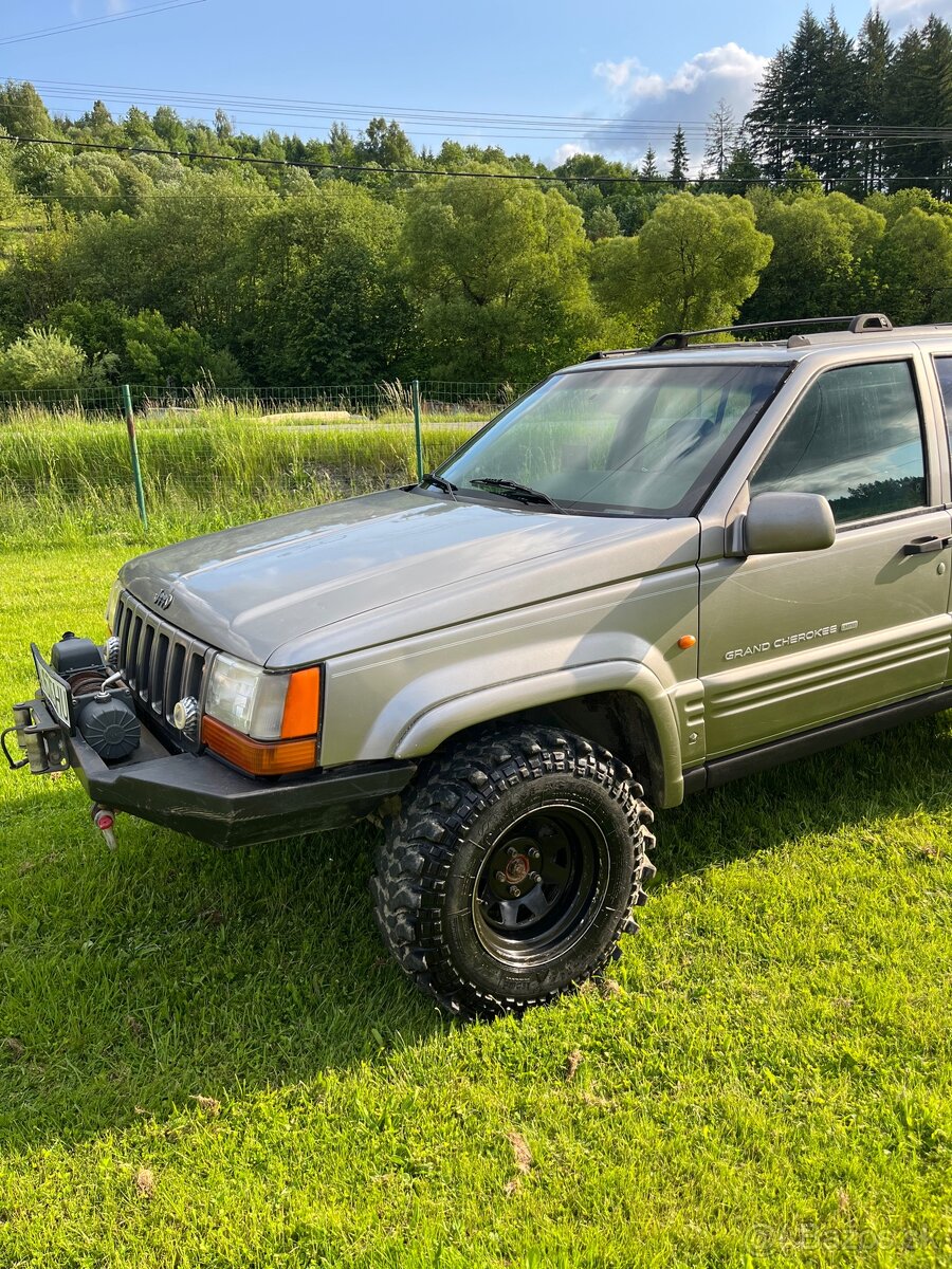 Jeep grand cherokee zj 5.2 V8